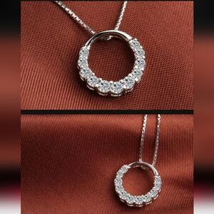Elegant925 Sterling Silver Floral Pendant Necklace